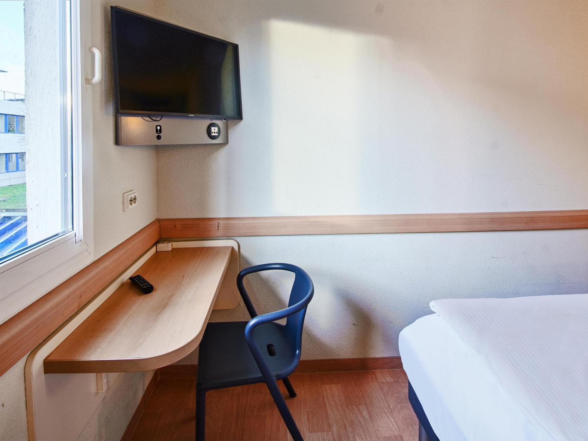 B&B Hotel Wiesbaden-Ost Luaran gambar