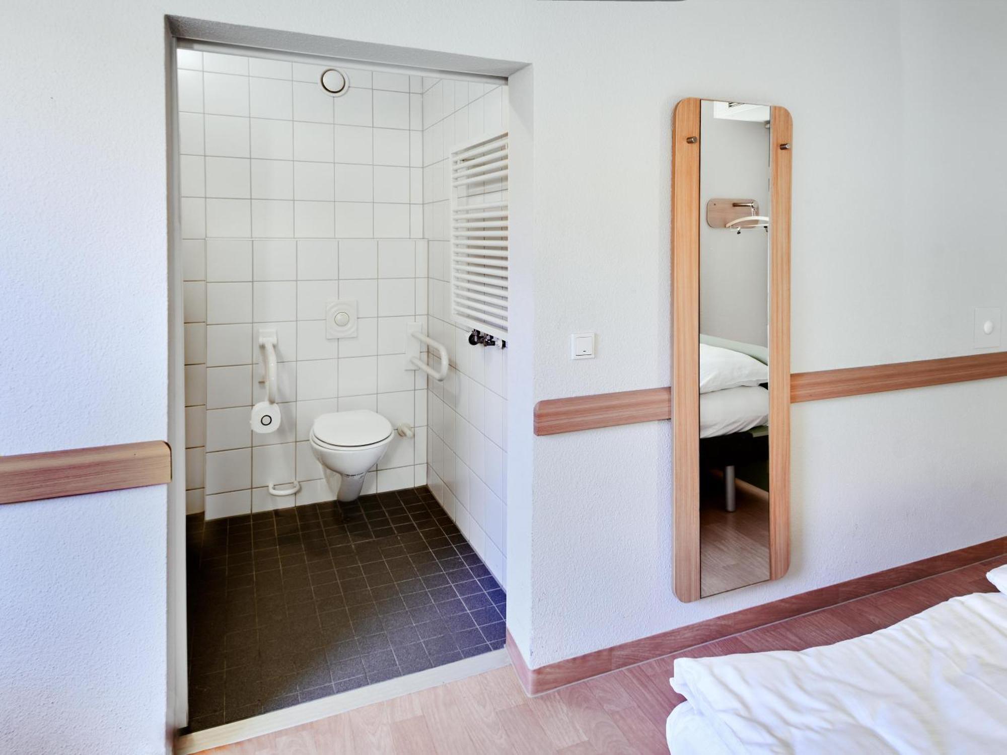 B&B Hotel Wiesbaden-Ost Luaran gambar
